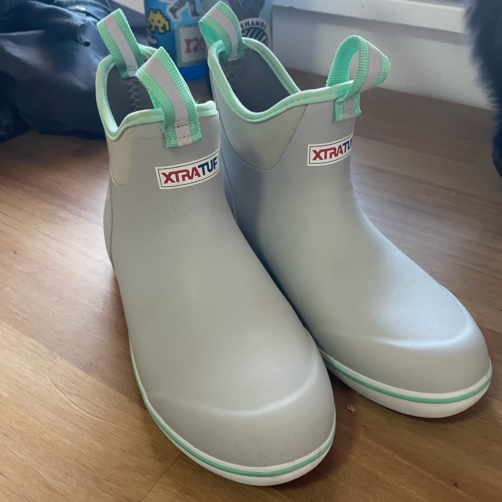XTRATUF Women's Gray & Mint Low Ankle Rain Boots
